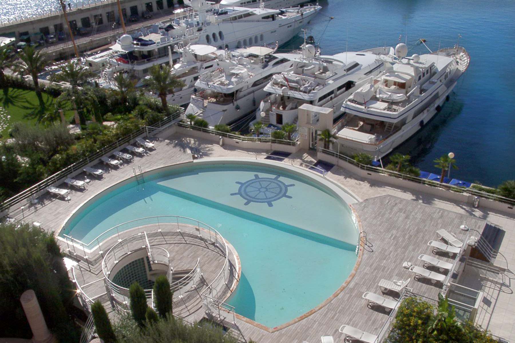 Seaside Plaza