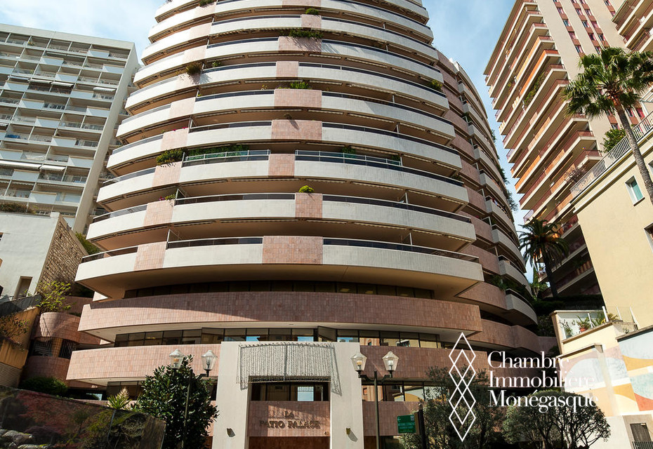 Spacieux 3 et 4 pièces à réunir, vue mer panoramique