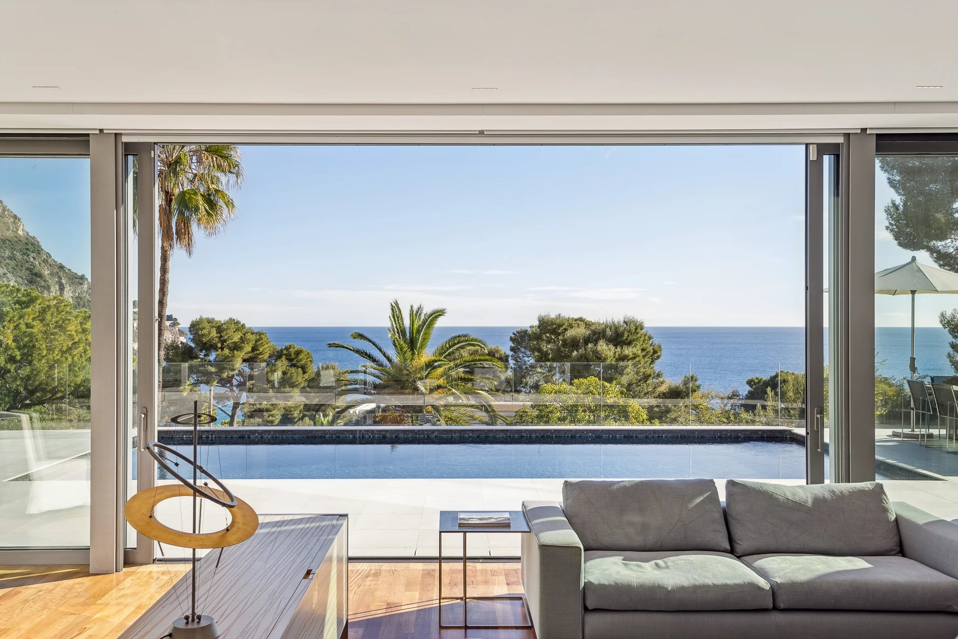 Superbe villa contemporaine à quelques minutes de Monaco