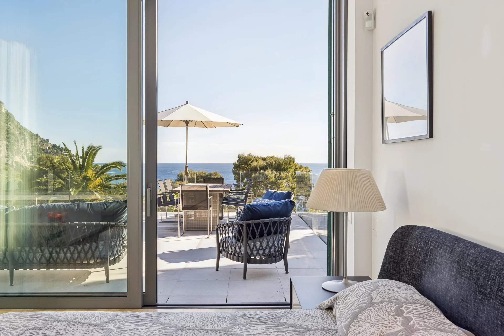 Superbe villa contemporaine à quelques minutes de Monaco